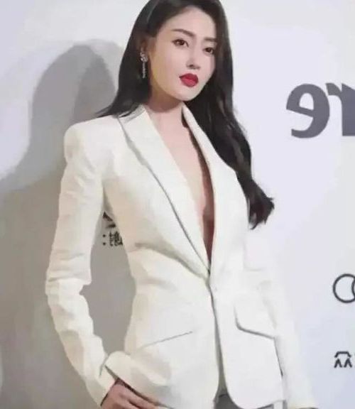 67912928d3622ee4.jpg