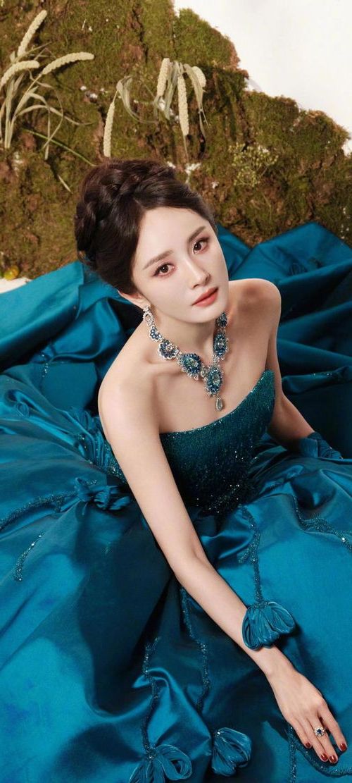 202512041764827661498596.jpg 10042.jpg